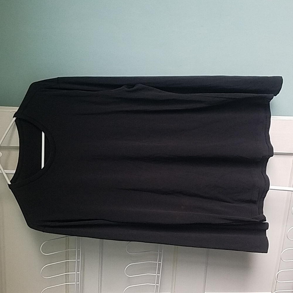 Lululemon Athletica 5 Year Basic Tee Long Sleeve-See Pictures & Read Description